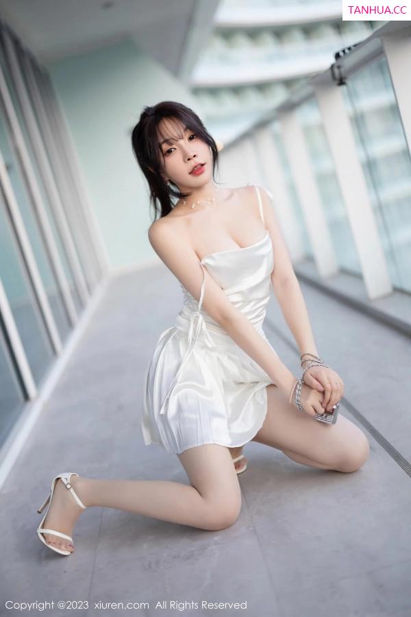 陈芝 芝芝Booty [XiuRen]高清写真图 2023.12.29 No.7889 徐莉芝Booty 丝袜美腿第18张图片